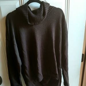 Oversized Turtle Neck